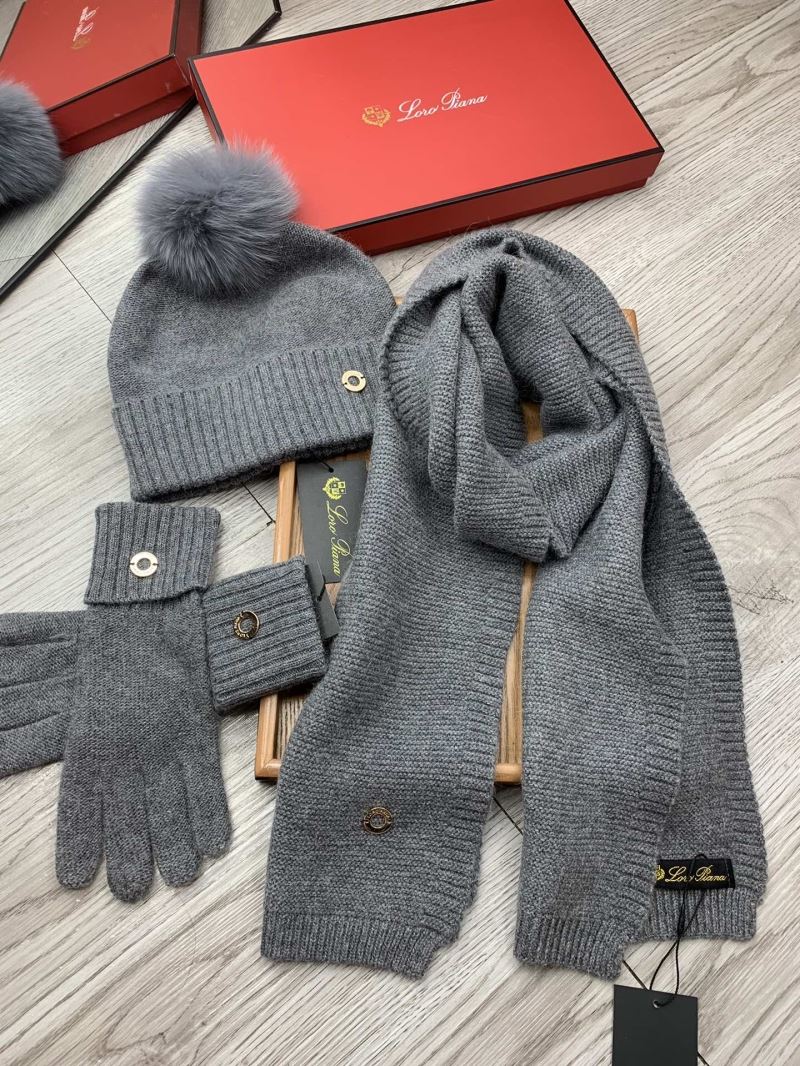 Love Piana Caps Scarfs